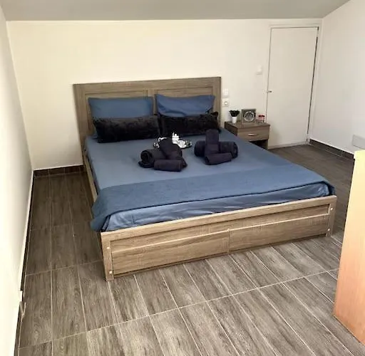 Lydia's Cozy House Парадейси