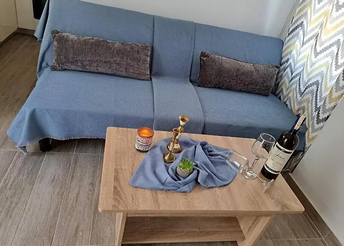Апартаменты Lydia's Cozy House *