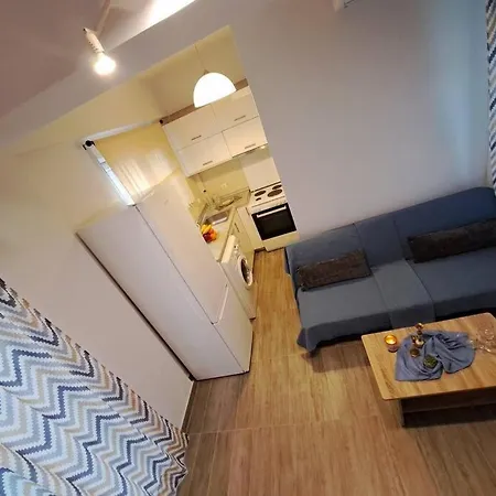 Lydia's Cozy House Apartment