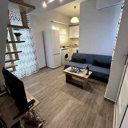 Lydia's Cozy House Apartment