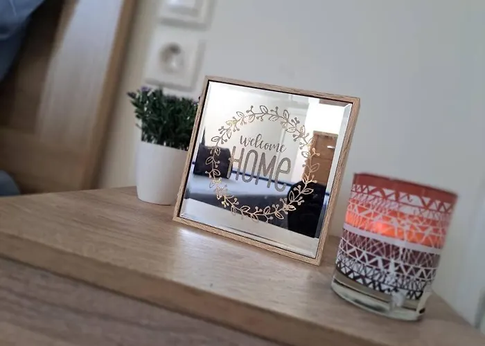 Lydia's Cozy House Apartament Paradeísion